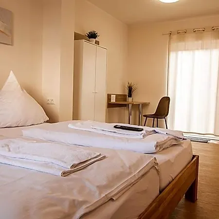 Hervest Hotel *